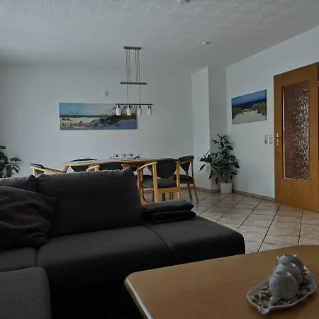 Haus 90 * Hooksiel