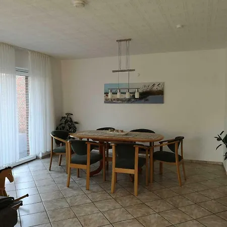 Haus 90 *